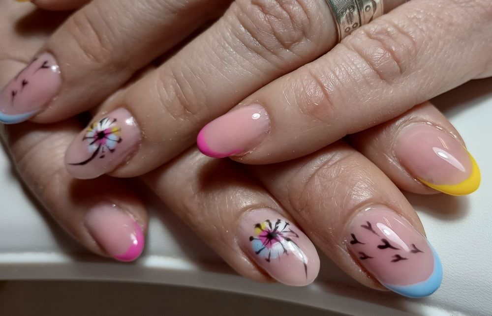 Pazurki na wiosnę - stylizacja i regeneracja