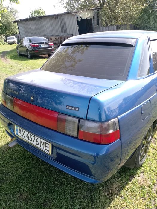 Продам авто ваз 2110