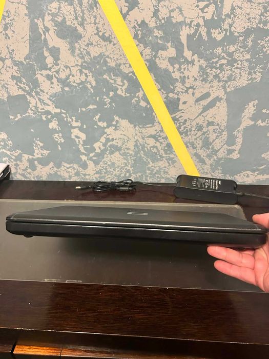 Laptop Compaq Presario CQ56