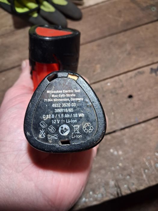 Baterie milwaukee m 12