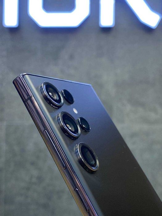 Samsung S23 Ultra 12/512GB Phantom Black (Global) вживаний від Ябко