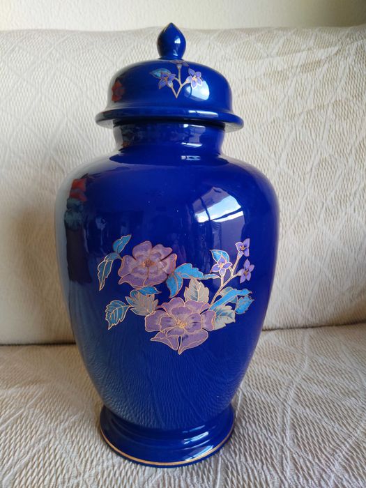 Jarro antigo em bom estado