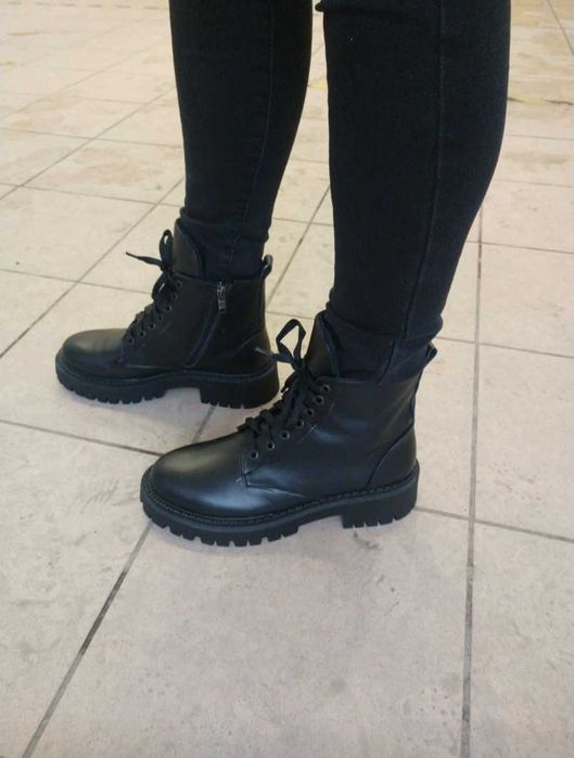 НОВЫЕ Ботинки зима демисезон Кеды Кроссовки 39 р (25-25,5см)