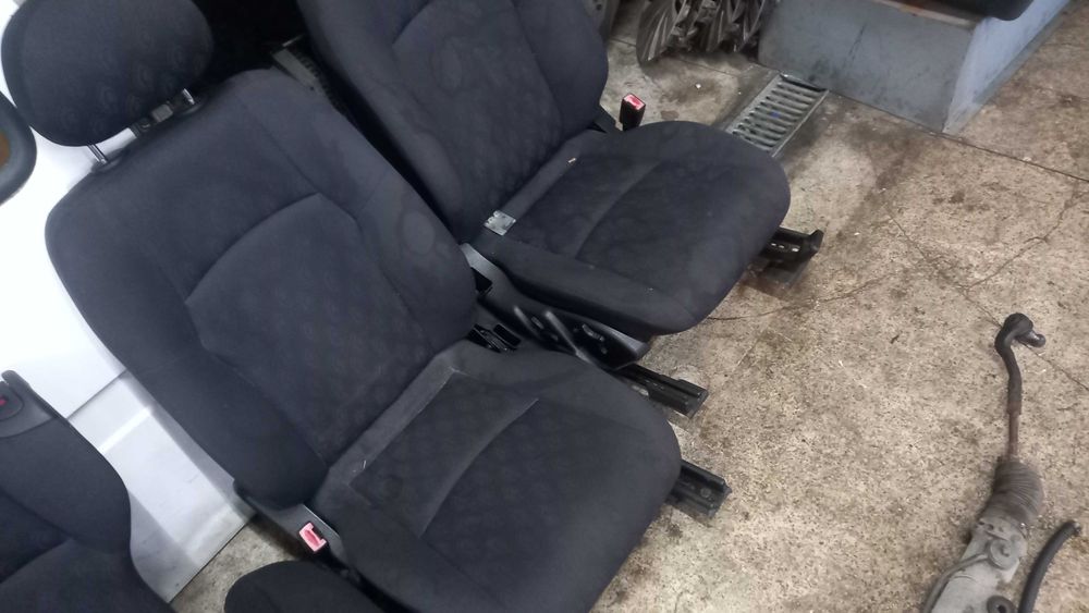 Bancos Mercedes W203