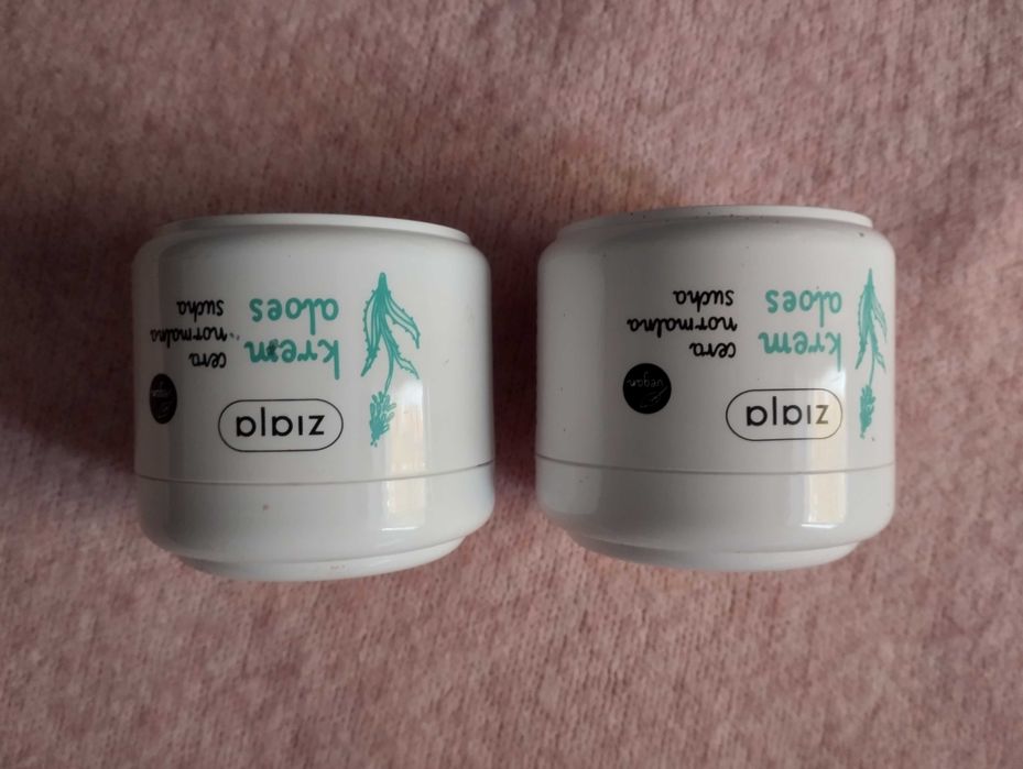 ZIAJA Krem nawilżający witaminy - 100 ml   95% składników naturalne