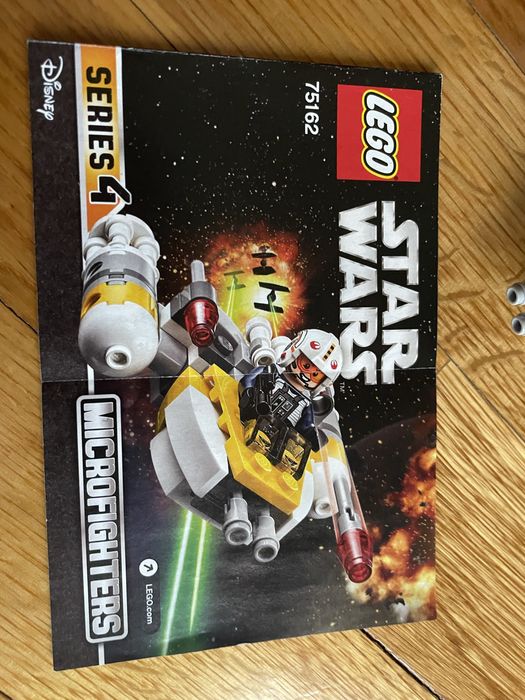 LEGO 75162 - Star Wars -  Wing (Idade mínima: 6 - 90 Peças)