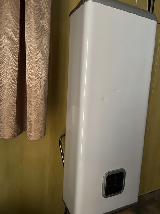 Продам водоподігрівач Ariston