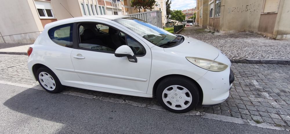 Peugeot 207 1.4hdi comercial 2008