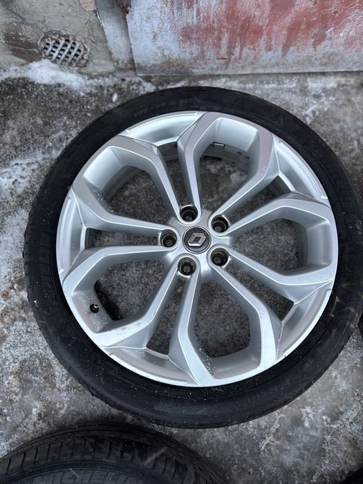Диски  Renault Grand Scenic КОМПЛЕКТ 5х114.3 R20 на гумі 195/55 20
