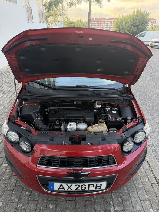 Carro aveo impecavel