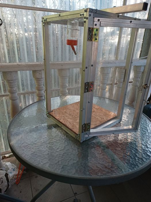 Małe terrarium dla gada