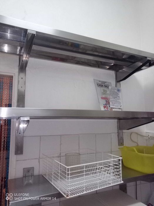 Recheio de bar. Muita coisa tudo em bom estado
