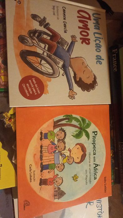 Varios livros infantis