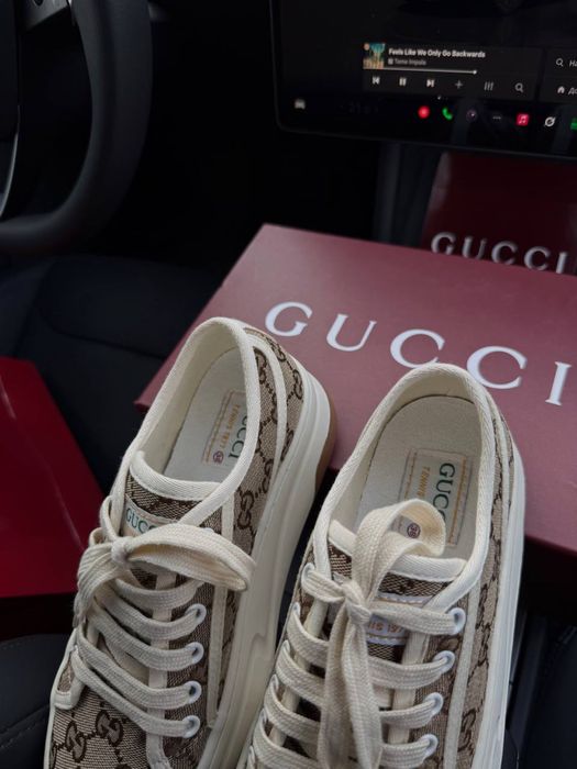 Кеди Gucci в наявності)