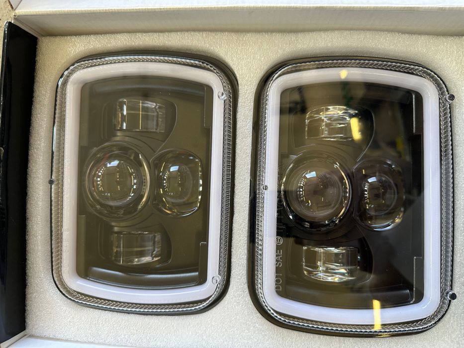 Reflektory LED 7x6 / 5x7 – komplet 2 szt. – NOWE