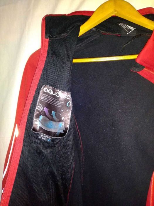 Куртка женская спортивная с водоотталкивающей ткани, р-р 42-44