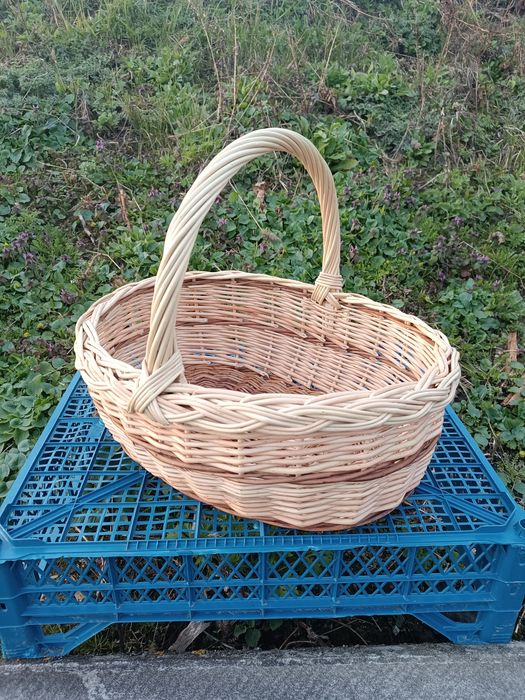 Кошикі та корзини з лози