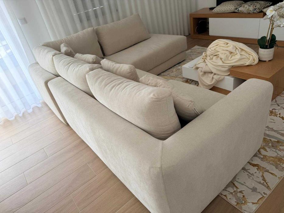 Sofa com chaise long