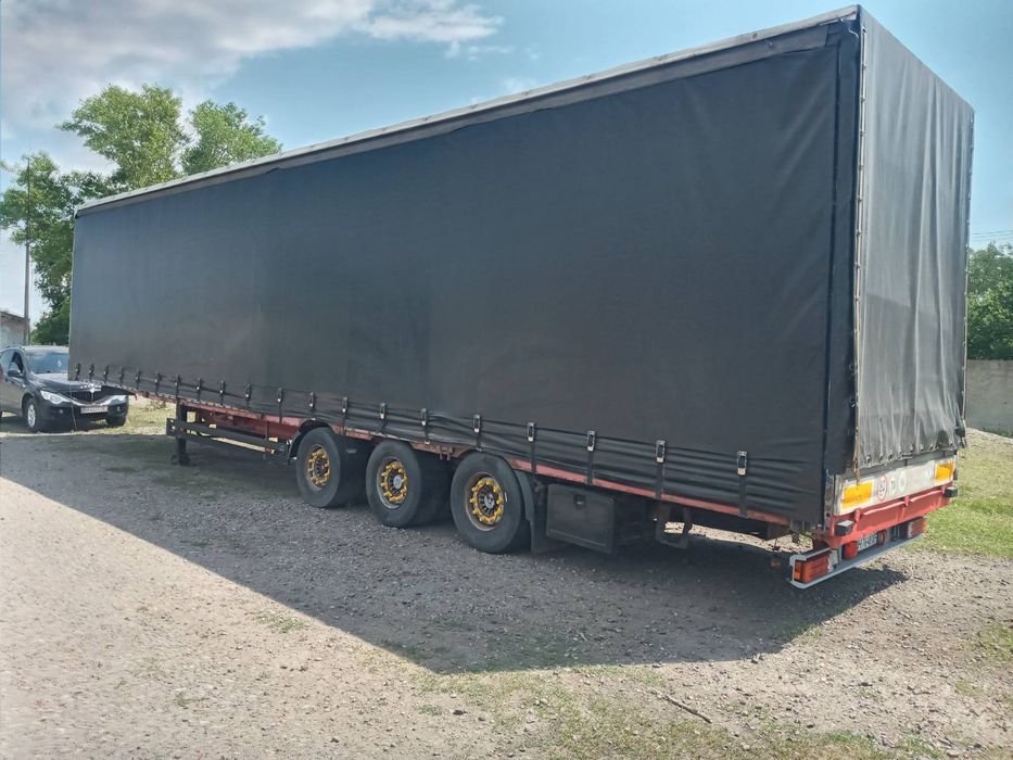 Тент с полупріцепа