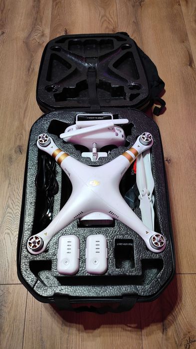 DJI Phantom 3 Pro 4K – Kompletny zestaw + dużo dodatków