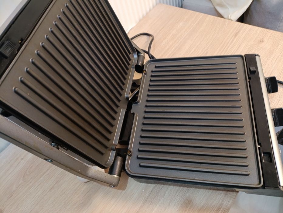 Електрогриль Polaris