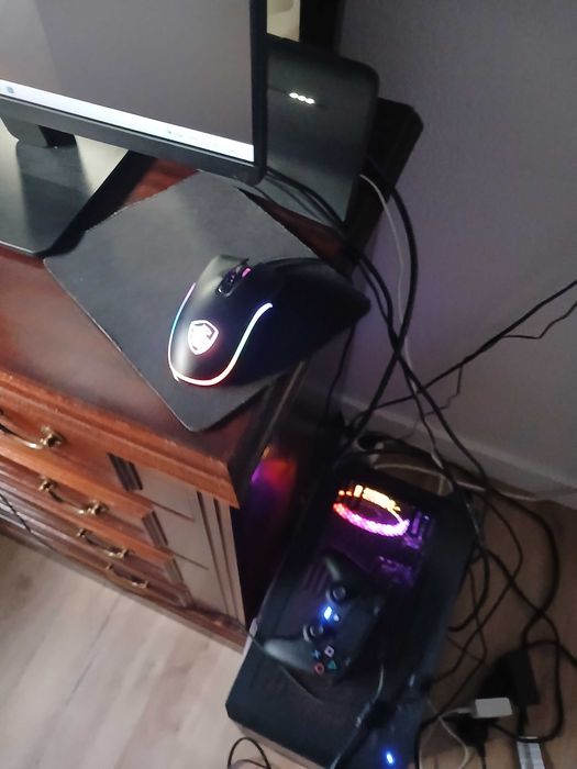 Pc gamer semi novo