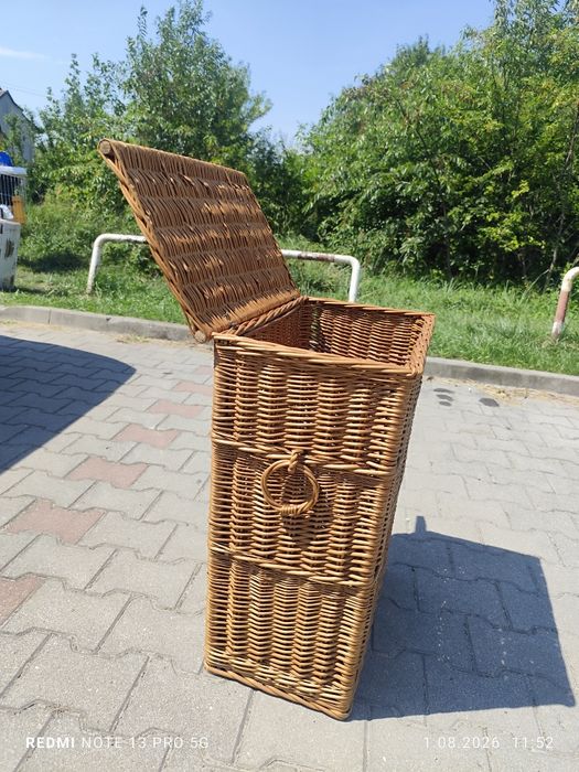 Wiklinowy kosz na bieliznę