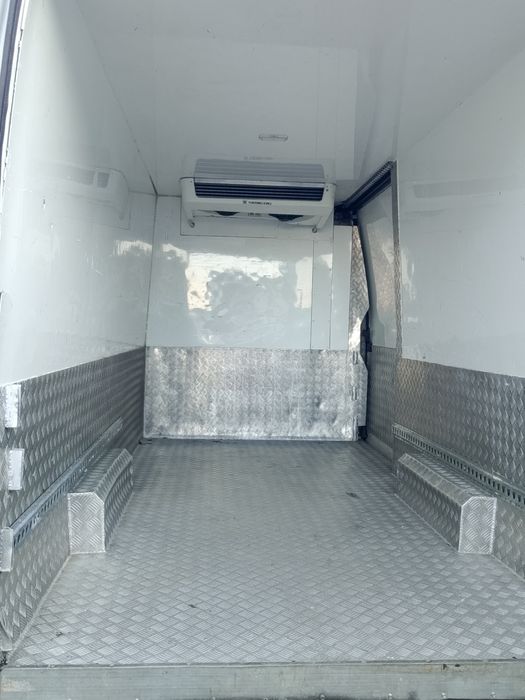 Bus Iveco chłodnia