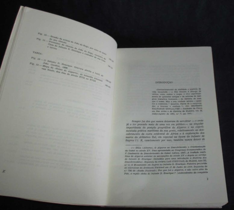 Livro O Algarve e a Ilha da Madeira no Século XV Alberto Iria