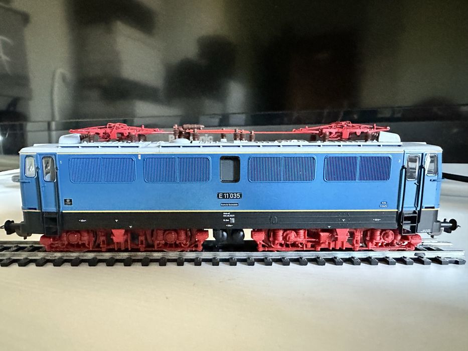 Elektrowóz Piko E211 S-Bahn Leipzig (sterowanie cyfrowe)