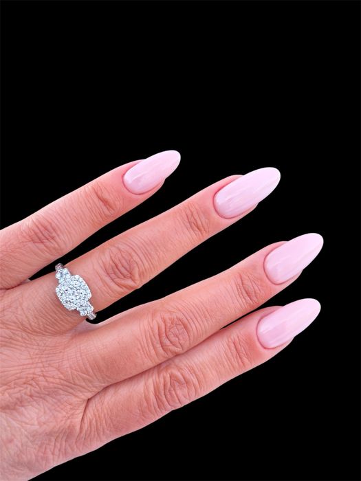 Красива Золота каблучка з природими діамантами,17.5 розмір,1.0 ct.,4/5