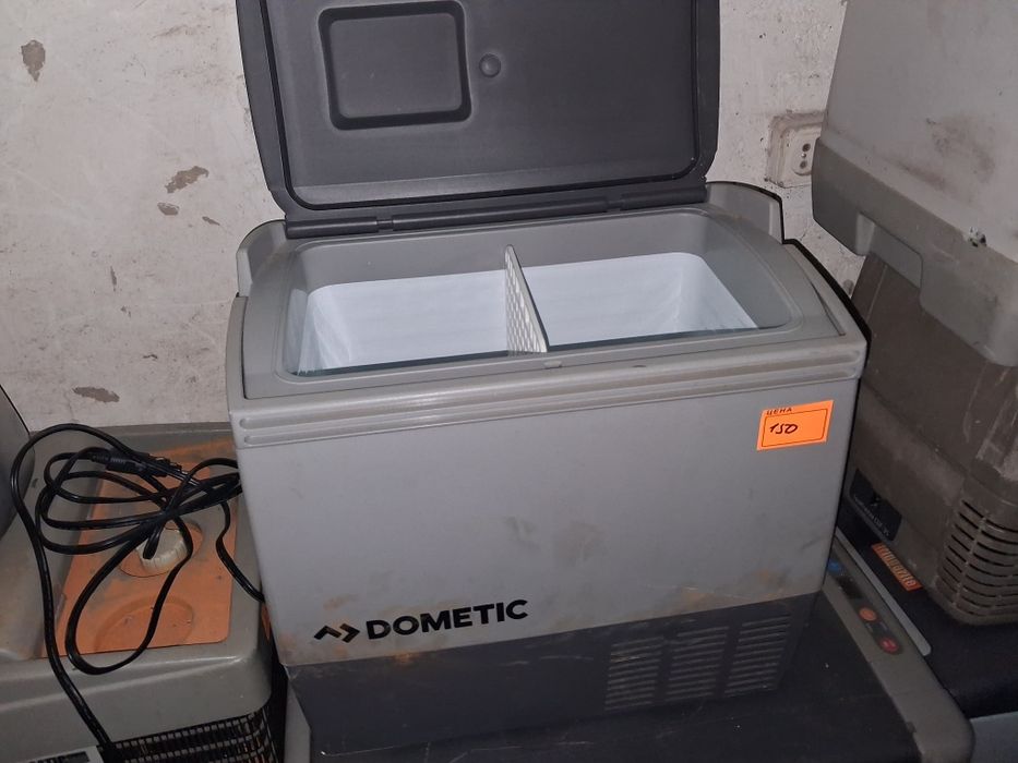 ВИННИЦА, Авто холодильник компрессорный Domestik, б.у 12/24 Вольта,  из Германии.