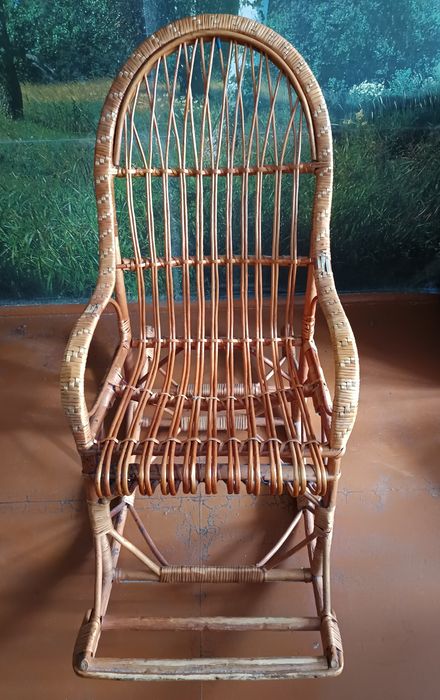 Крісло гойдалка з лози