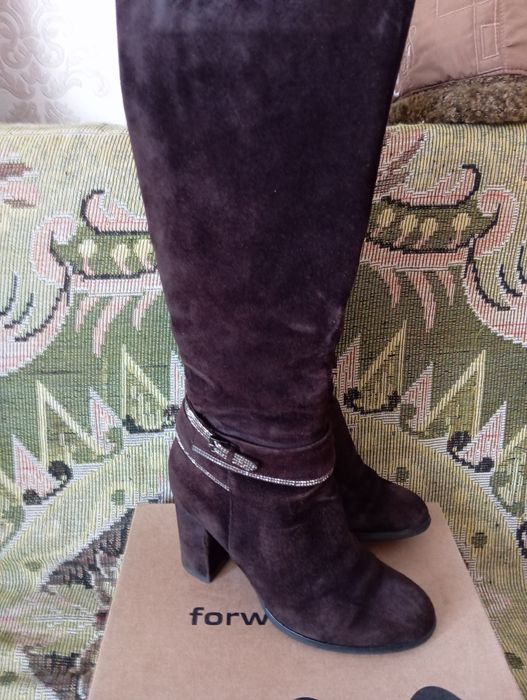 Чобітки жіночі натуральний замш