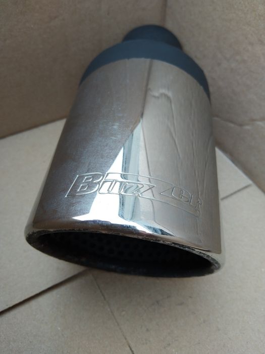 Chromowana ozdobna końcówka wydechu BUZZER ZZ84X dyfuzor okrąg tuning