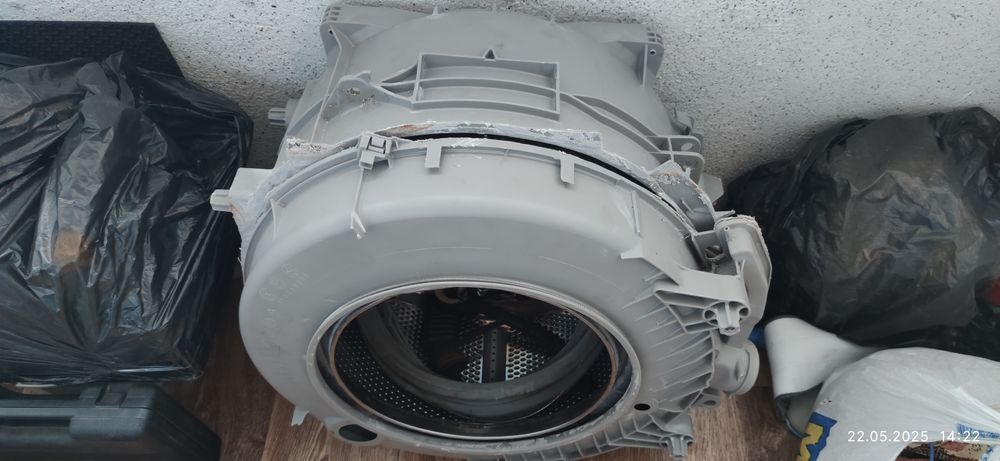 Бак стиральной машины Занусси линдо300 на 7 кг