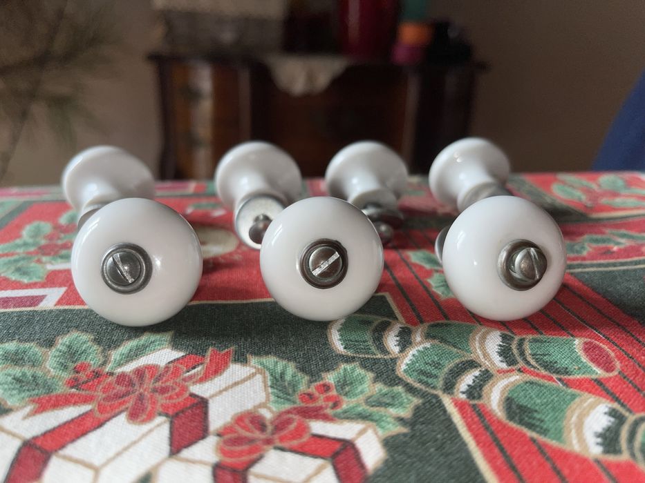 Puxador de porcelana branco IKEA como novo