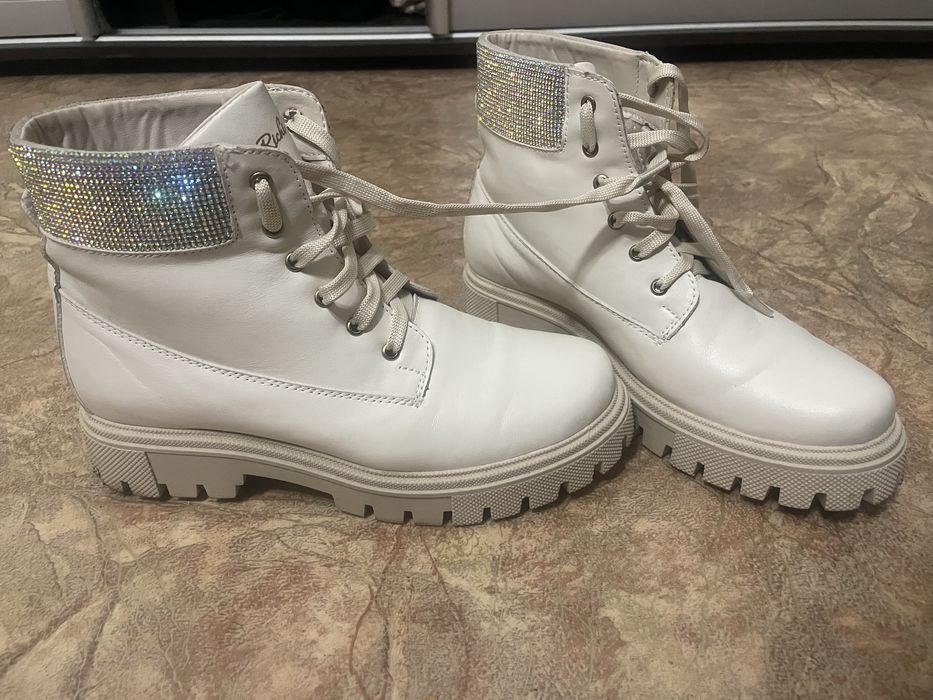 Зимові черевики шкіряні