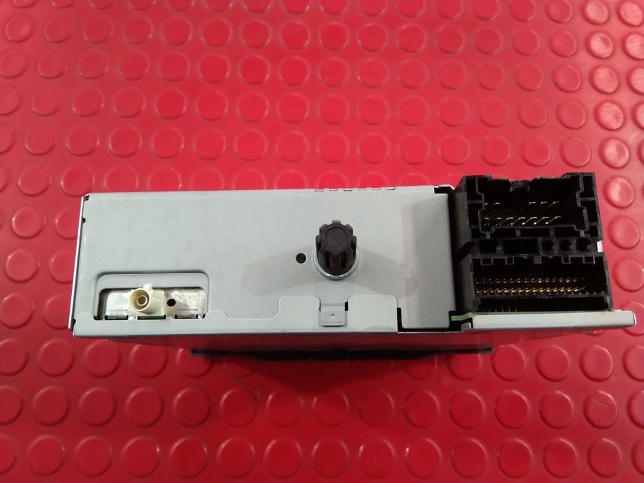 Rádio - 281153992R- RENAULT MEGANE III Hatchback (BZ0/1_, B3_)