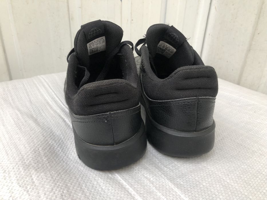Кросівки чоловічі Adidas 38 розміру