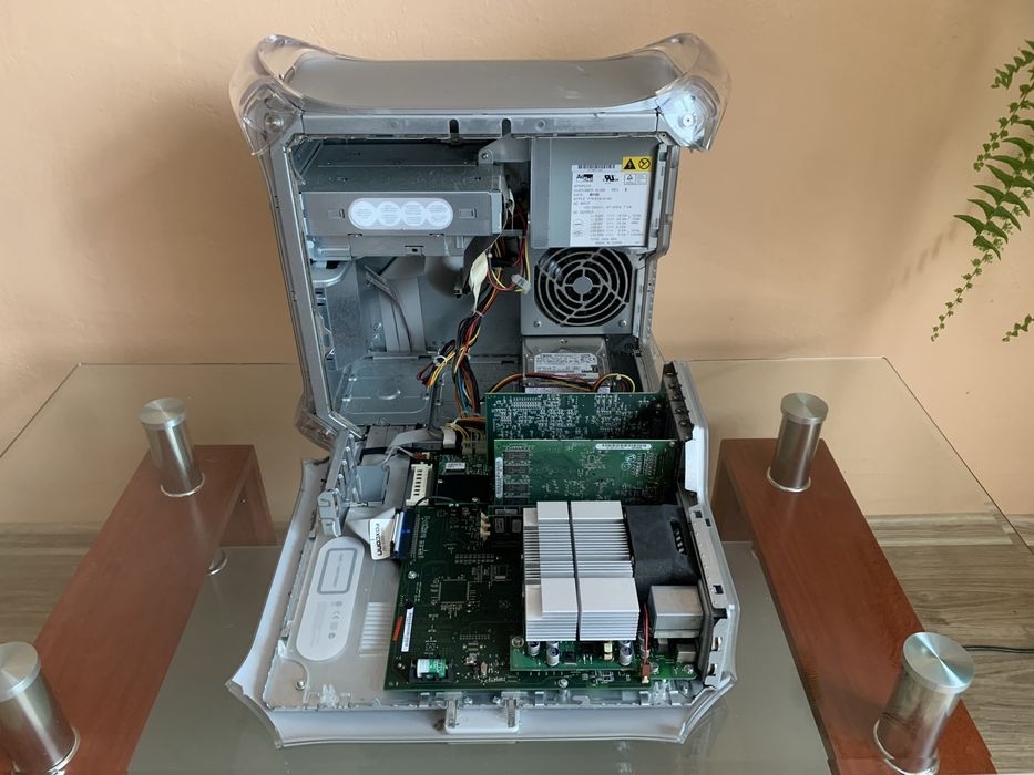 Komputer Apple M8493 + M7649