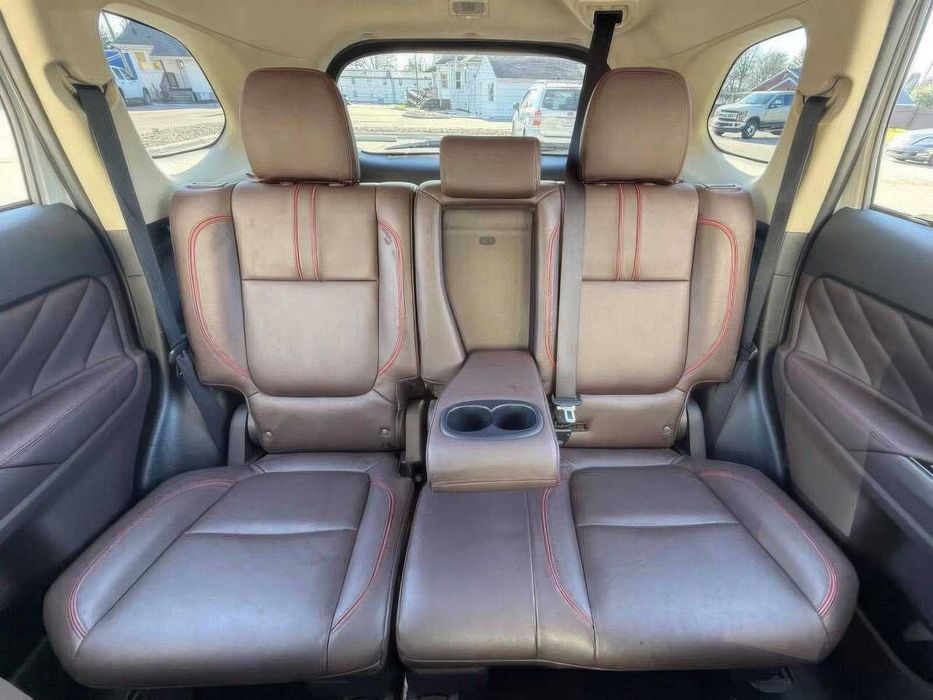 Mitsubishi Outlander PHEV      2018