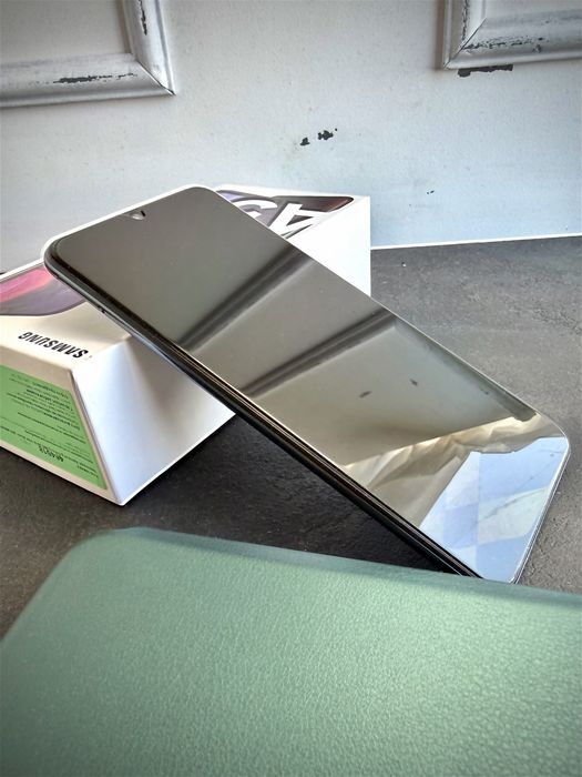 Продам Samsung A50