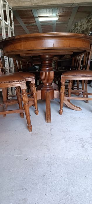 Mesa com cadeiras madeira maciça