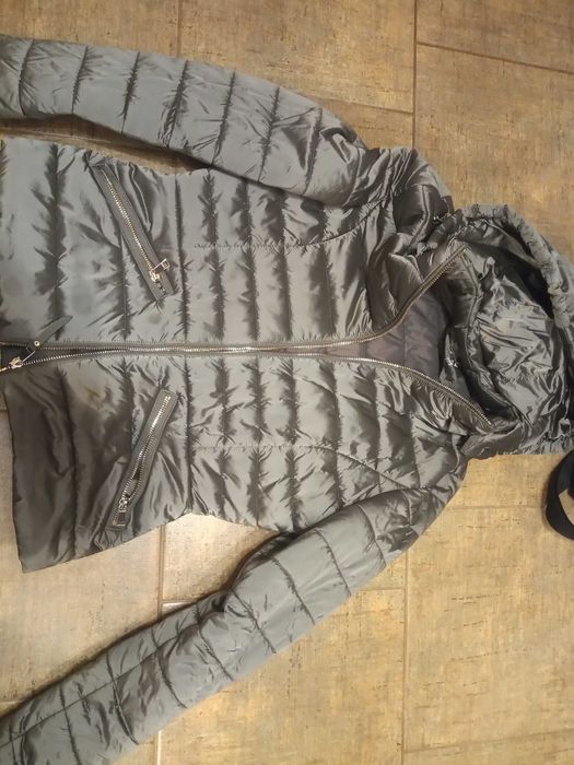 Kurtka damska przechodnia złota rozmiar 34