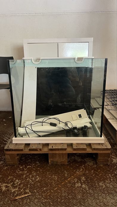 Aquario com movel