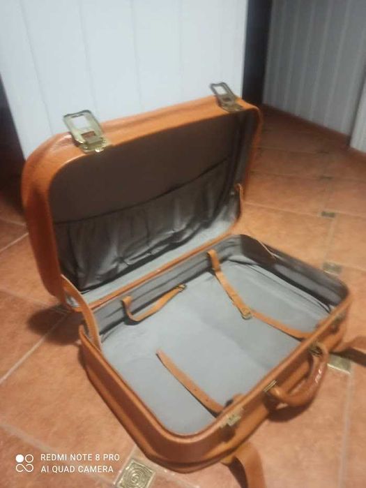 Walizka retro PRL skórzana