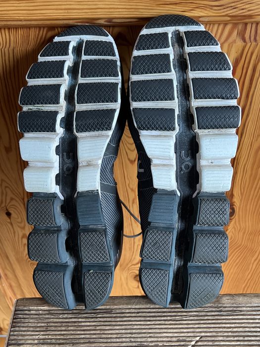 Sprzedam buty firmy QN model CloudFlow 46 zmierzona wkładka 30.0 cm