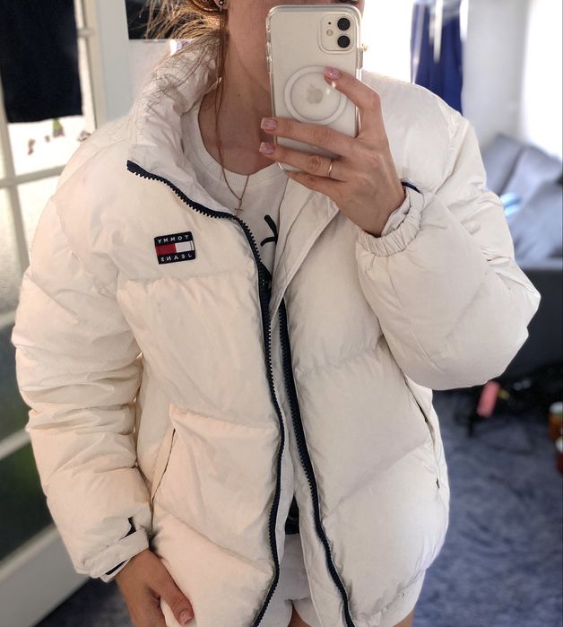Жіноча зимова куртка Tommy Hilfiger (L)
