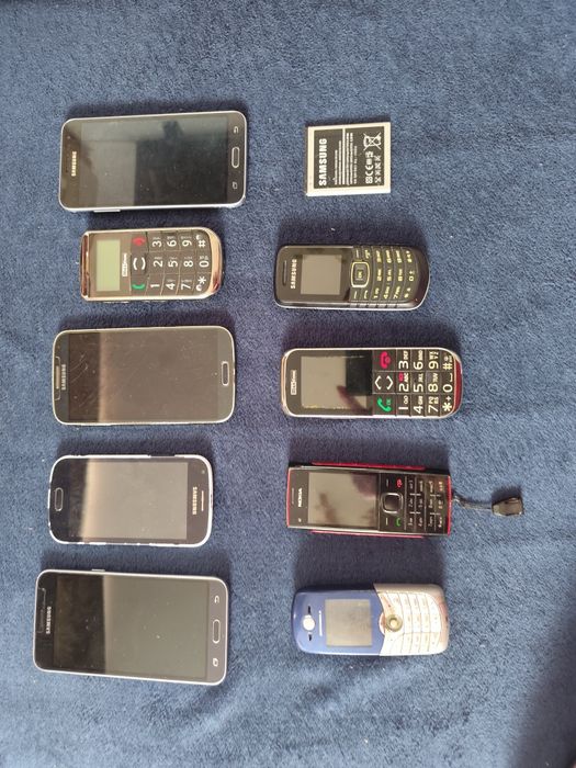 Telefony uszkodzone